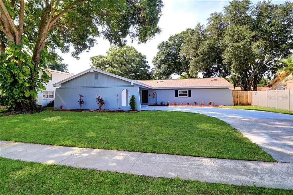 8316 Fountain Avenue Tampa FL 33615