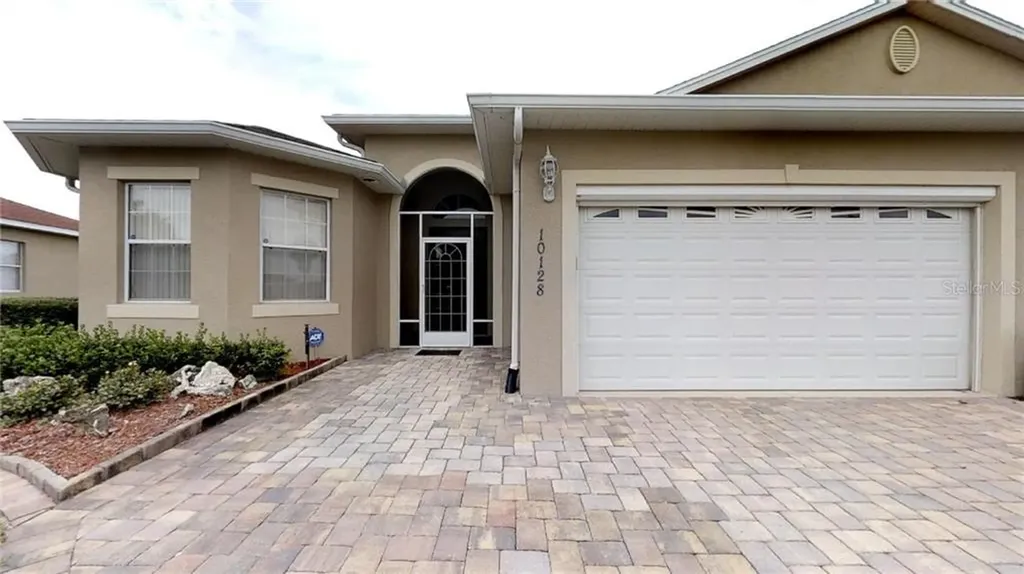 10128 Ketch Kay Lane Oxford FL 34484