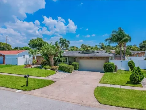14009 Lookout Way Seminole FL 33776