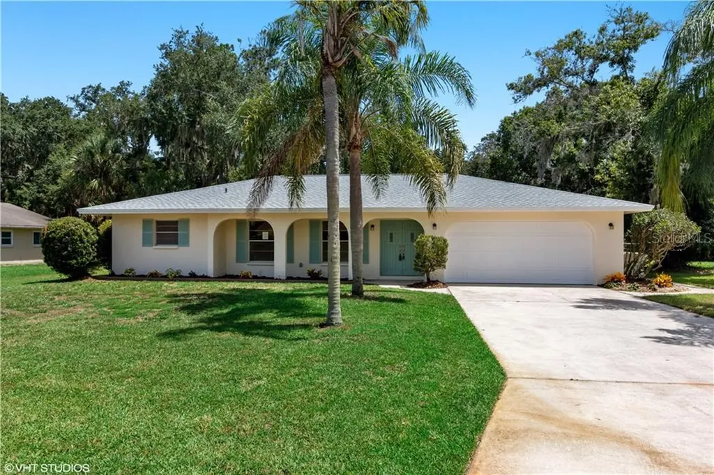 4716 Palm Aire Circle Sarasota FL 34243