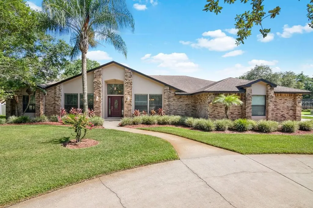 8118 Steeplechase Boulevard Orlando FL 32818