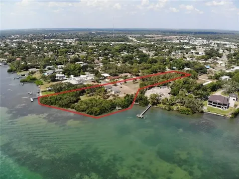 1421 Bayshore Road Nokomis FL 34275