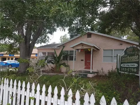 2309 49th Street S Gulfport FL 33707