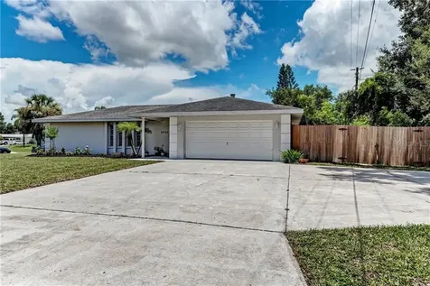 6733 Pennsylvania Avenue Sarasota FL 34243