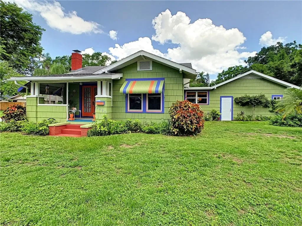 2404 11th Avenue W Bradenton FL 34205