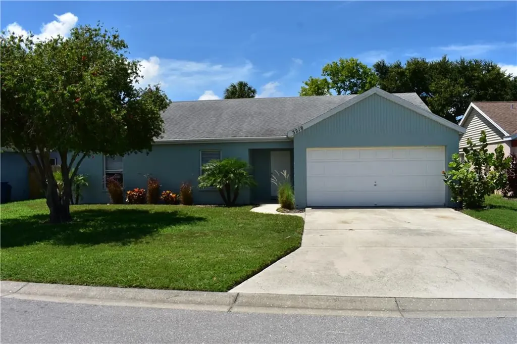 3218 6th Avenue W Palmetto FL 34221