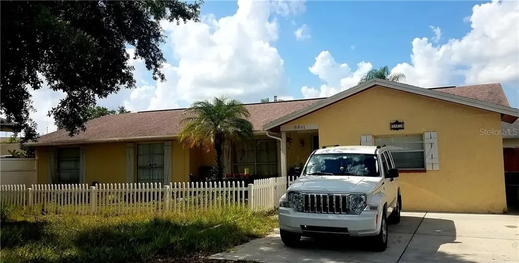8801 Sleepy Creek Court Tampa FL 33634