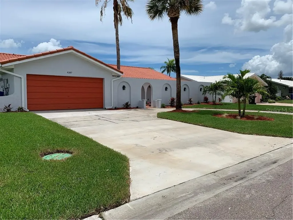 4387 40th Street S St Petersburg FL 33711