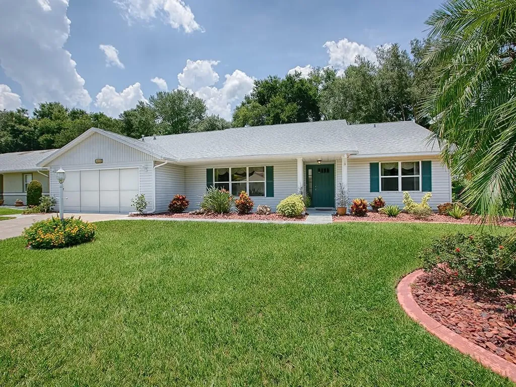 26841 Racquet Circle Leesburg FL 34748