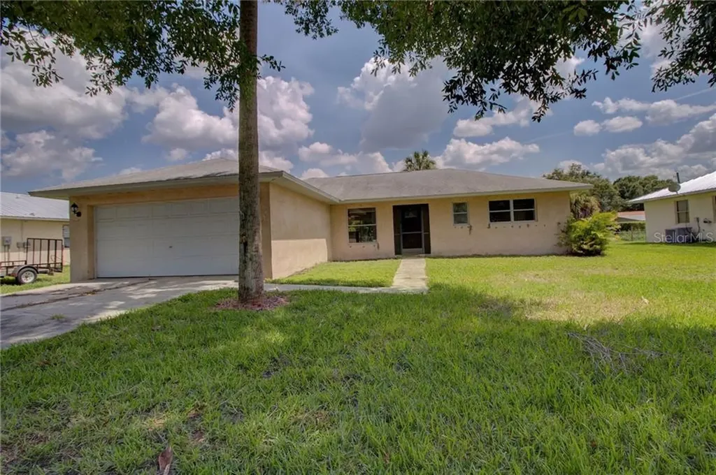 1107 SW 5th Street Okeechobee FL 34974