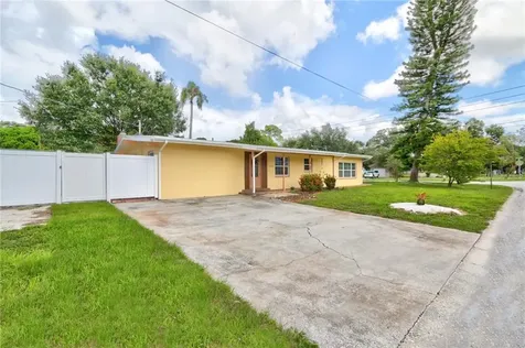 6395 40th Avenue N St Petersburg FL 33709