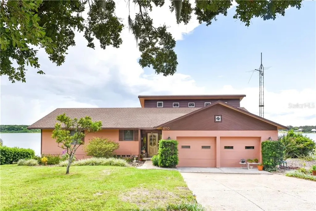 670 Arti Lane Lake Wales FL 33859