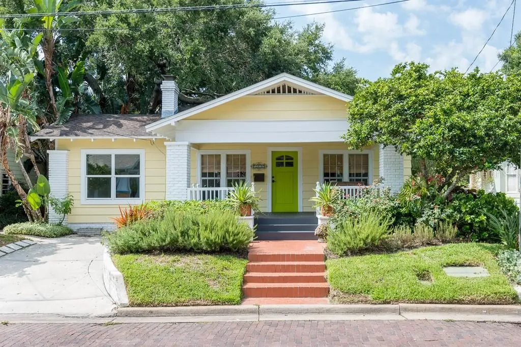 2808 W Angeles Street Tampa FL 33629