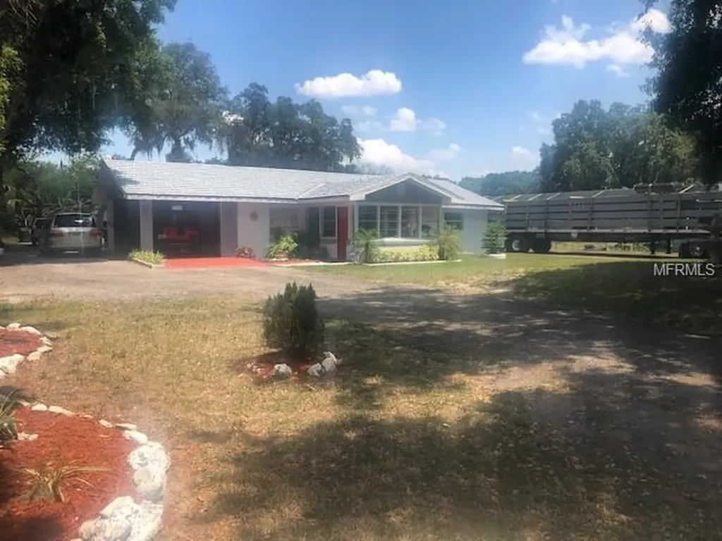 2812 S 66th Street Tampa FL 33619