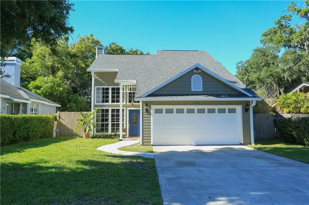 1211 E Esther Street Orlando FL 32806