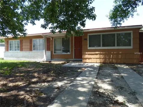 7129 Meadowlawn Drive N St Petersburg FL 33702