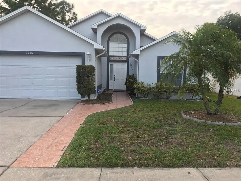 2216 Ipsden Drive Orlando FL 32837