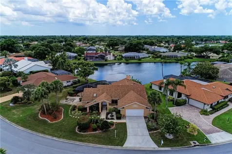 5673 Country Lakes Drive Sarasota FL 34243