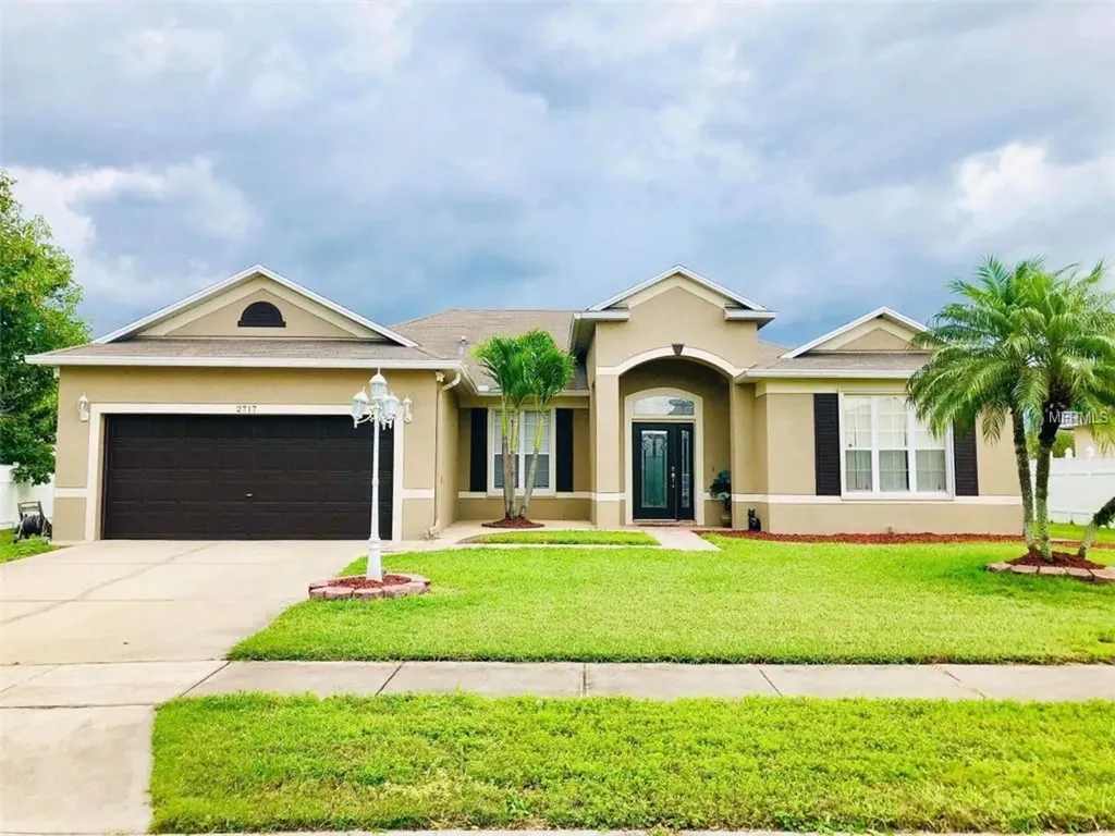 2717 Woodstream Circle Kissimmee FL 34743
