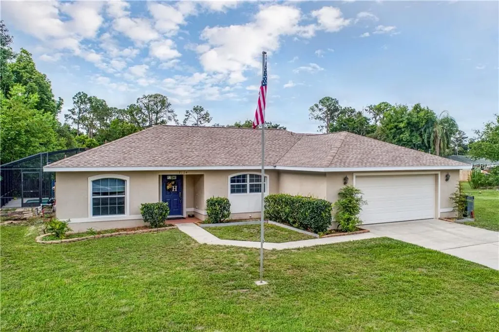 17224 Holly Court Umatilla FL 32784