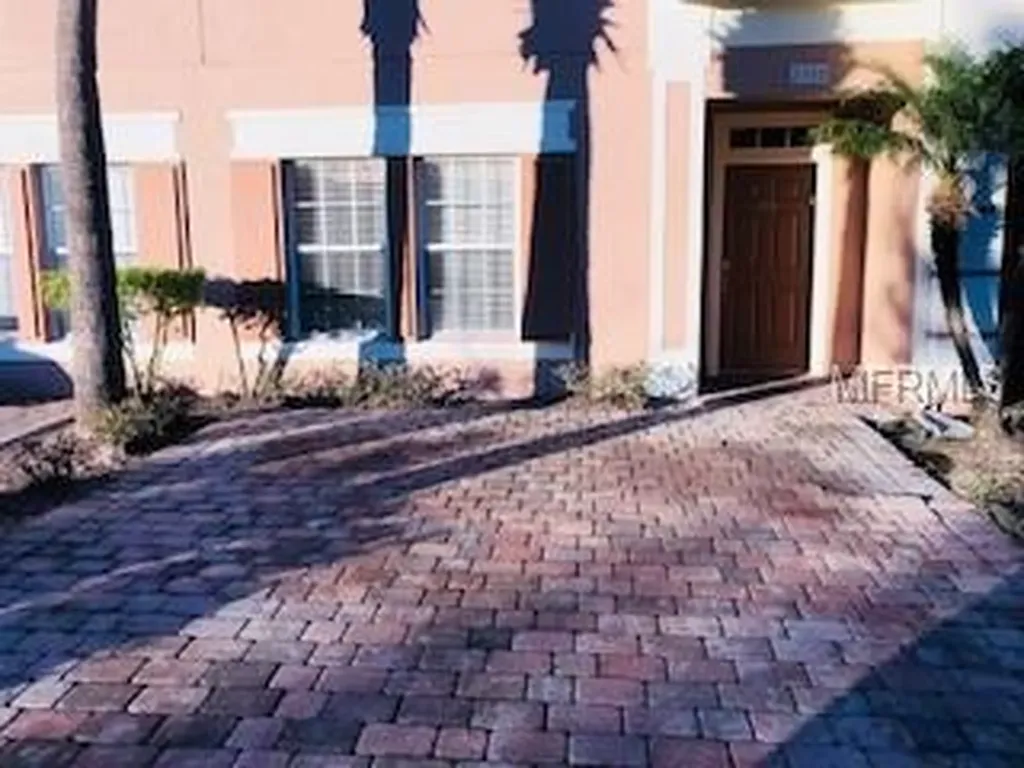 2360 Caravelle Circle Kissimmee FL 34746