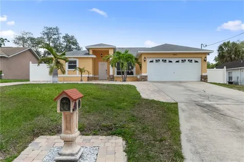 9803 N Hartts Drive Tampa FL 33617