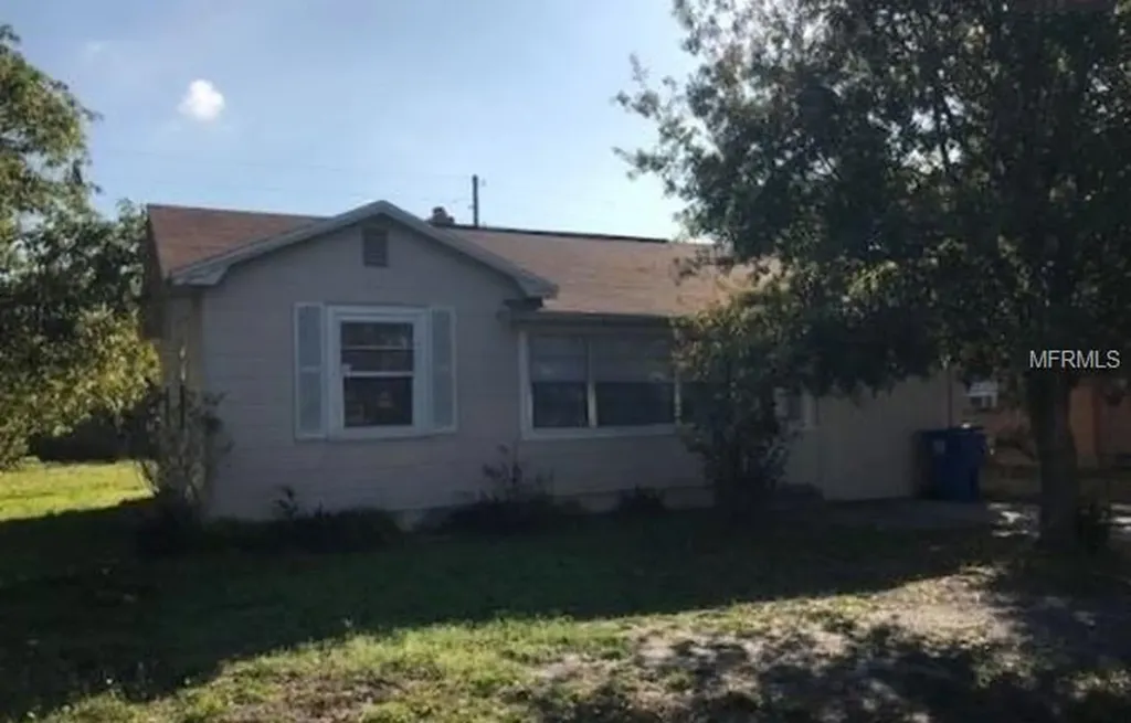 4440 Fairfield Avenue S St Petersburg FL 33711