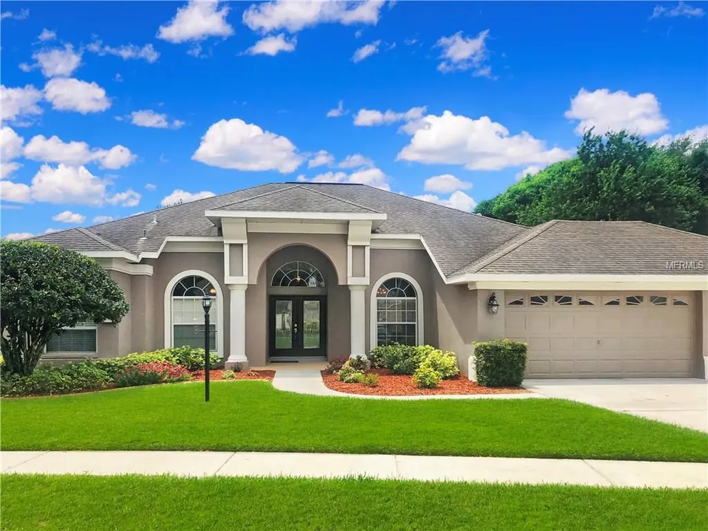 3907 Whisper Grove Court Valrico FL 33594