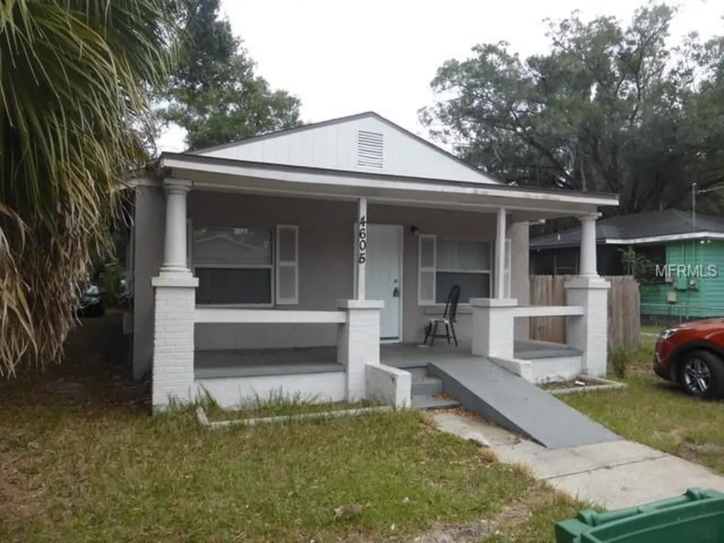 4605 N 38th Street Tampa FL 33610