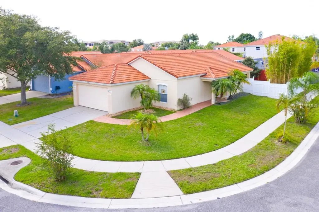 242 Tuscany Pointe Avenue Orlando FL 32807