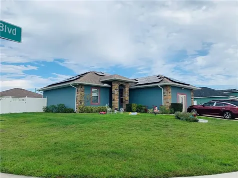 1512 Indian Key Boulevard Davenport FL 33837