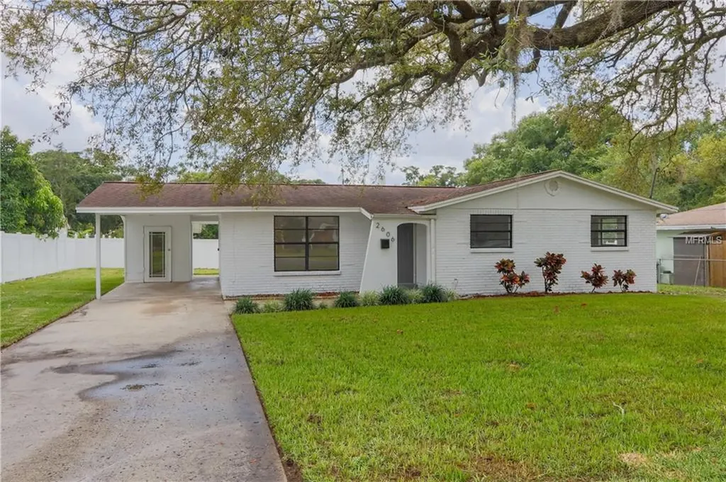 2606 W Juneau Street Tampa FL 33614