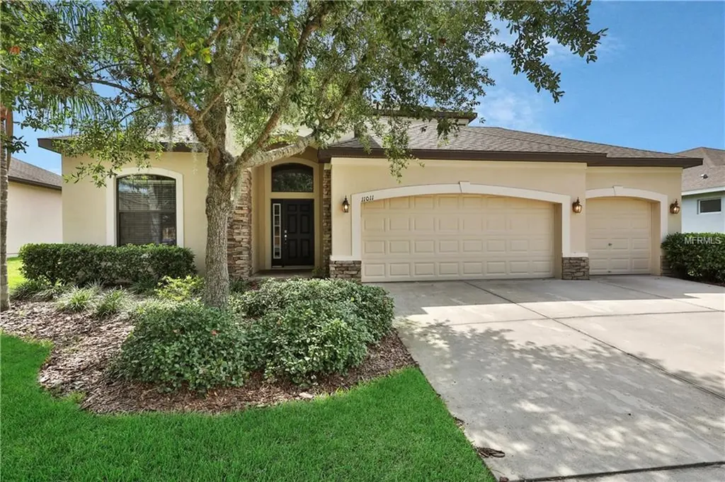 11011 Wembley Landing Drive Lithia FL 33547