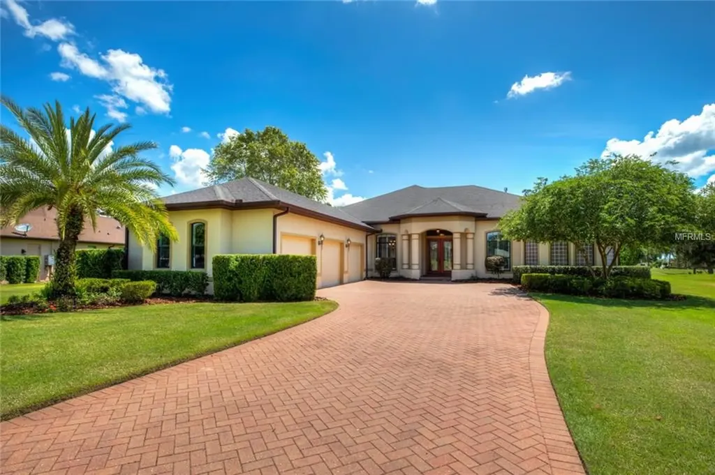 5426 Meadow Hill Loop Lady Lake FL 32159