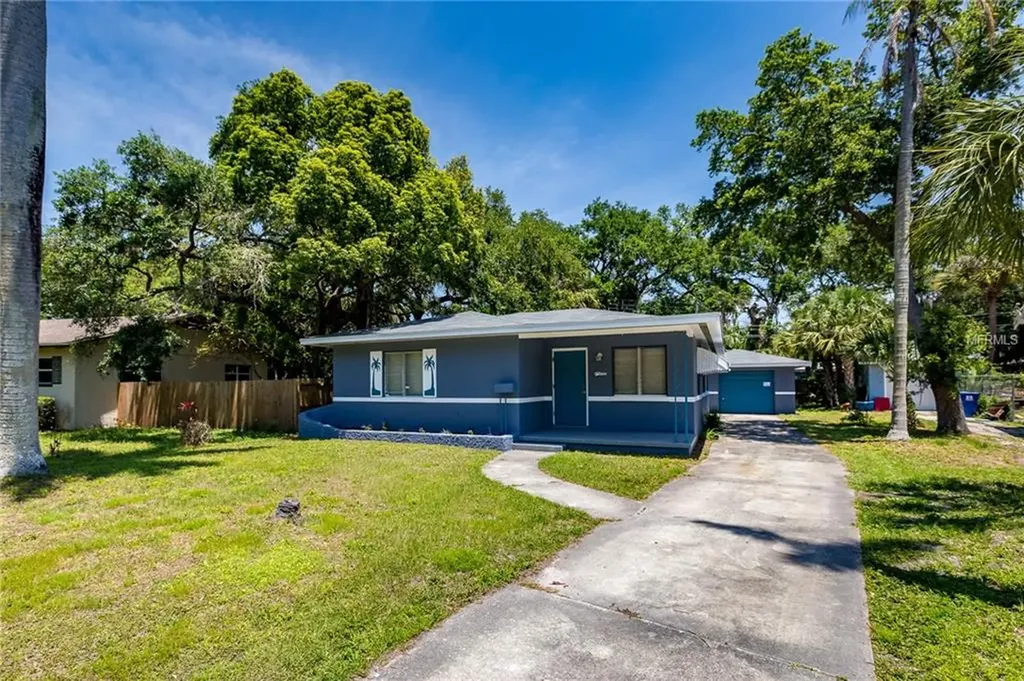2832 Valencia Way S St Petersburg FL 33705