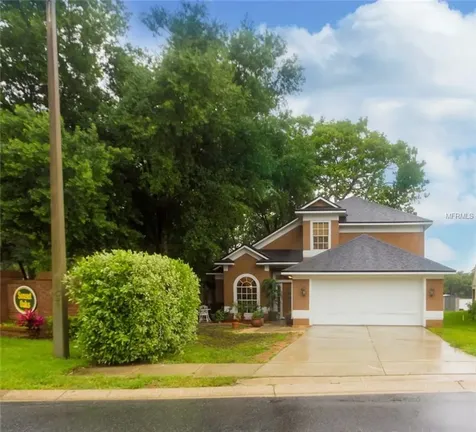 217 Oak Park Place Casselberry FL 32707