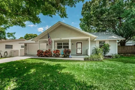 1124 Glenwood Drive Dunedin FL 34698