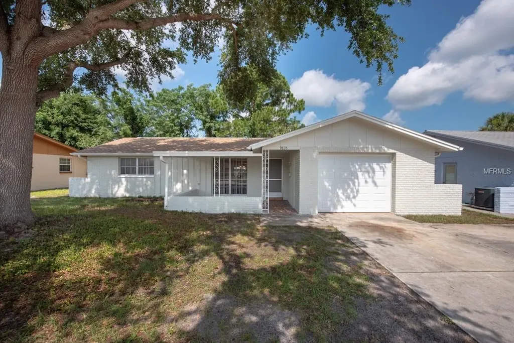 9835 El Camino Real Avenue Port Richey FL 34668