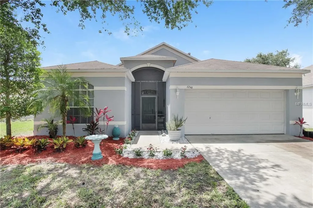 6746 Monarch Park Drive Apollo Beach FL 33572