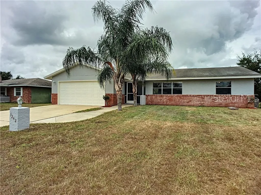 3242 Courtland Boulevard Deltona FL 32738