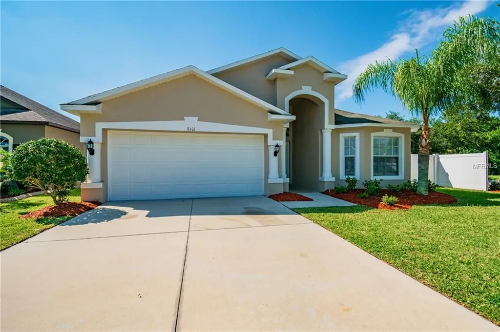8101 Tar Hollow Drive Gibsonton FL 33534
