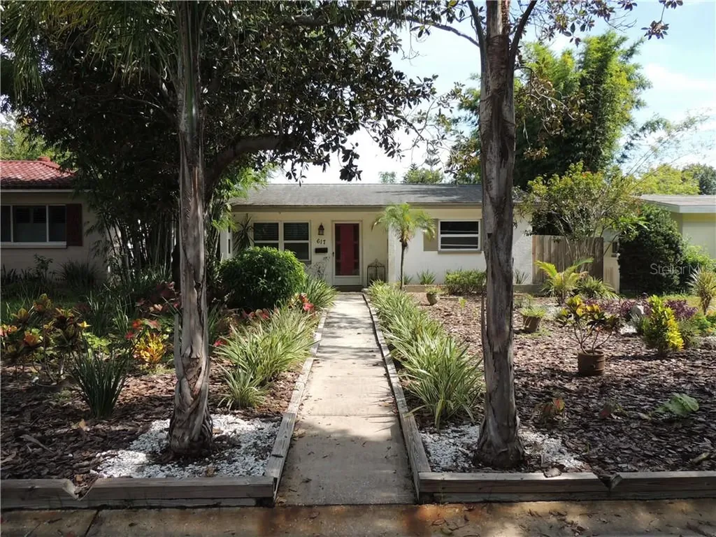 617 39th Avenue N St Petersburg FL 33703