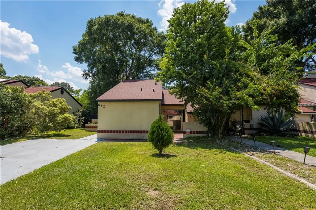652 Golden Sunshine Circle Orlando FL 32807