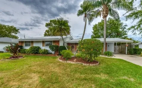 3185 Regatta Circle Sarasota FL 34231
