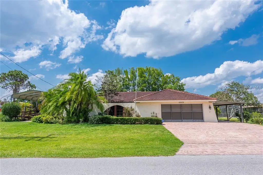 22572 Ashton Avenue Punta Gorda FL 33980
