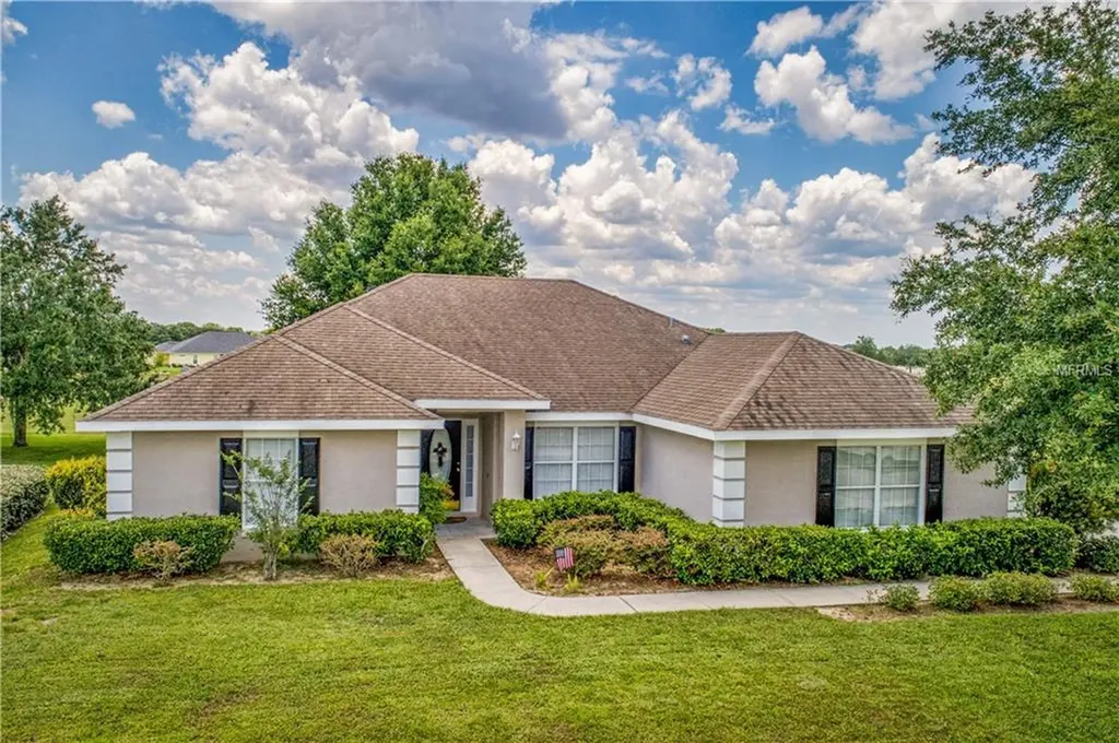36713 Oconee Avenue Eustis FL 32736
