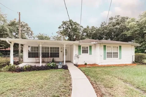 2708 De Montmollin Road Plant City FL 33565