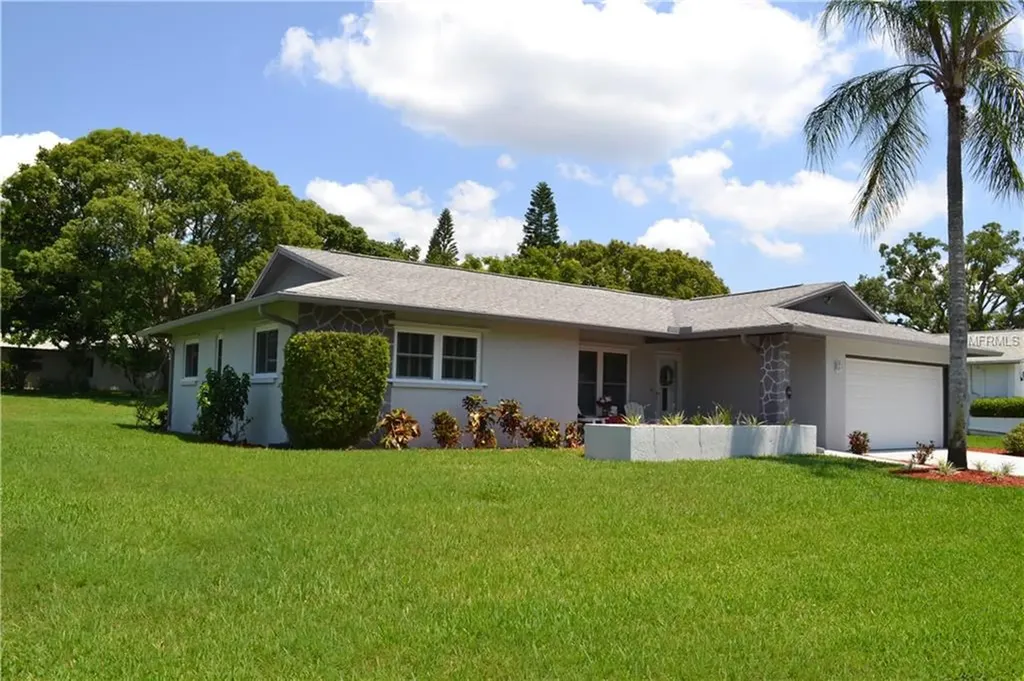 2870 Doone Circle Palm Harbor FL 34684