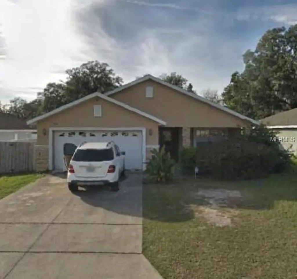 401 Lisa Ann Court Plant City FL 33563
