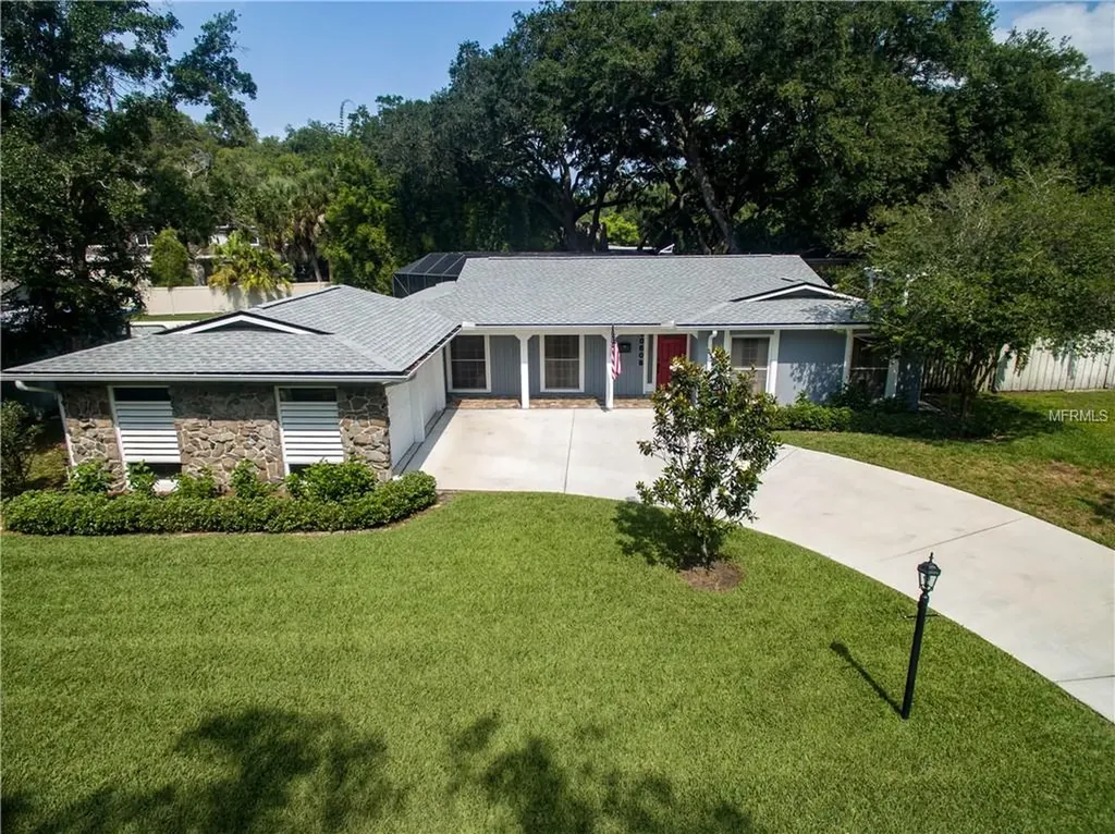 10608 Ilex Street Tampa FL 33618